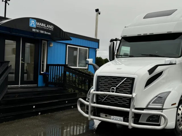 2022 Volvo VNL 760 — photo 1 of 4