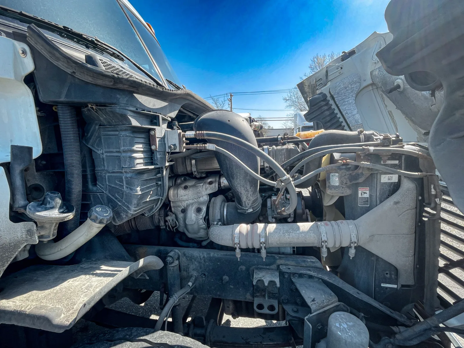 2018 Freightliner Cascadia Day Cab — photo 8 of 13