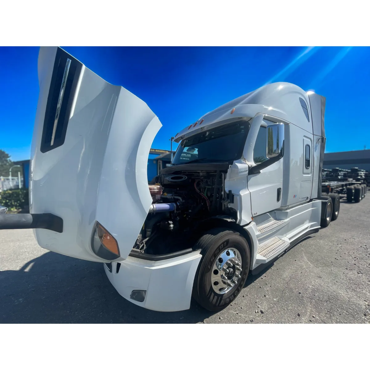 2024 Freightliner Cascadia — photo 10 of 10