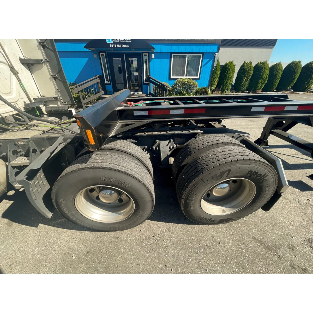 2024 Freightliner Cascadia — photo 4 of 10