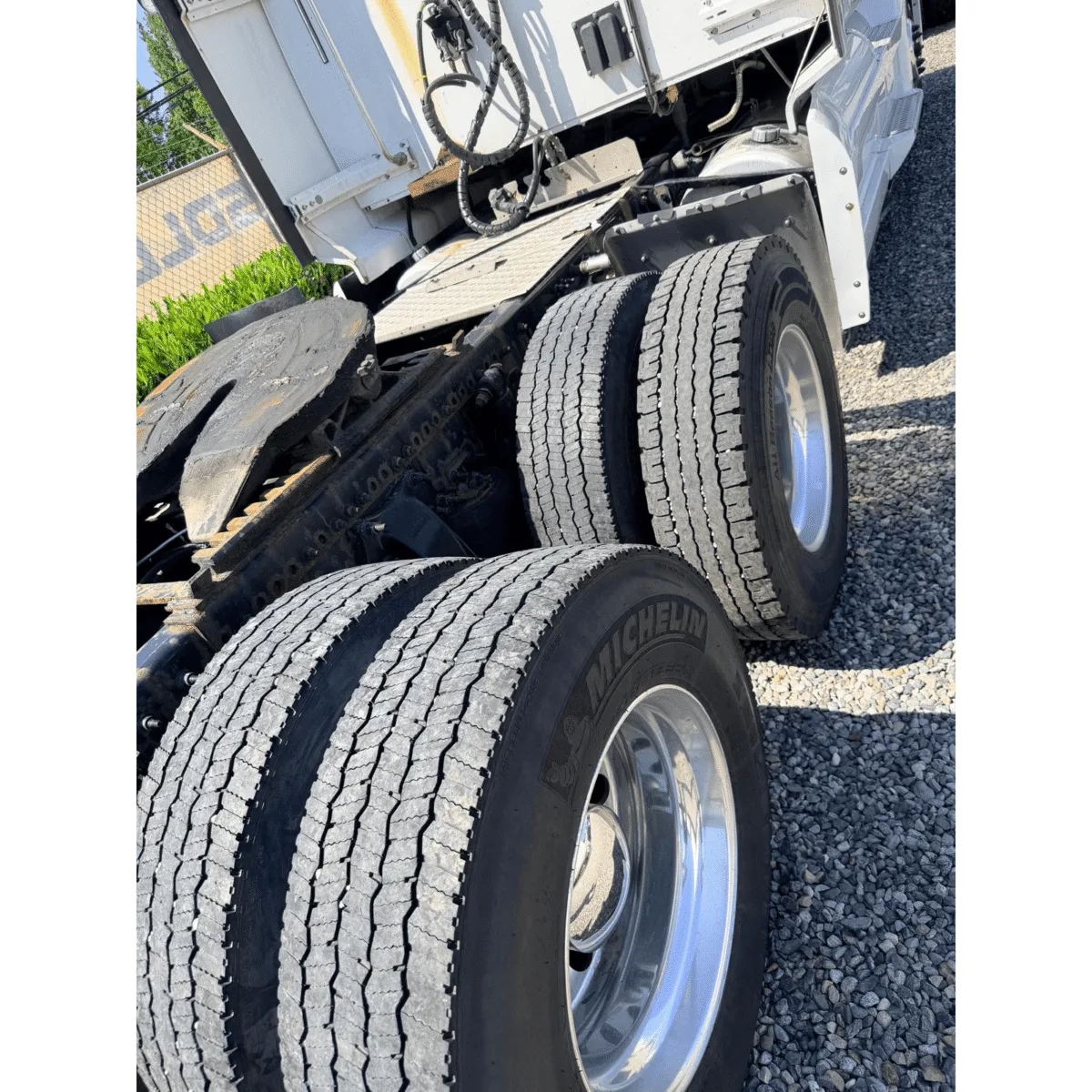 2020 Western Star 5700XE — photo 3 of 12