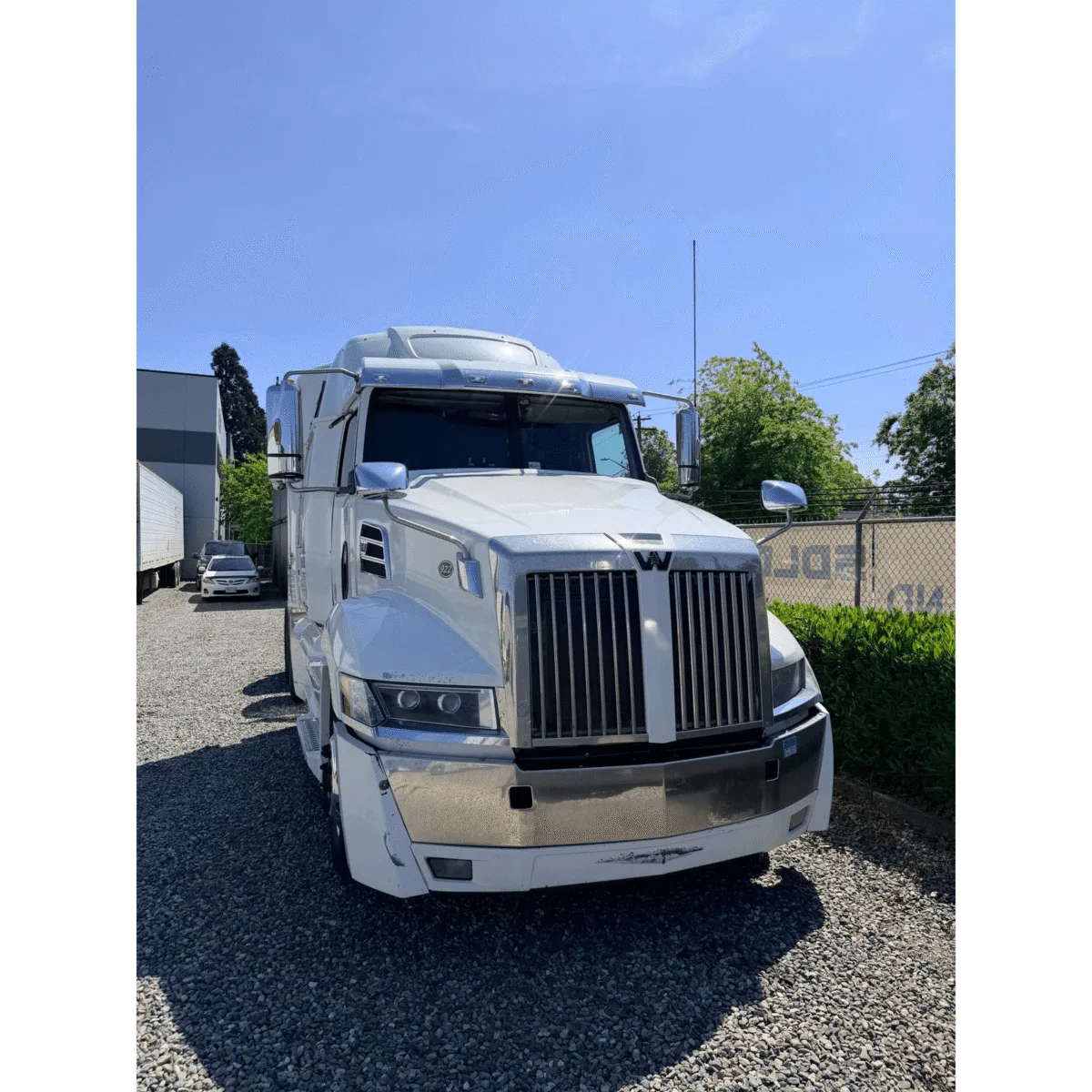 2020 Western Star 5700XE — photo 8 of 12