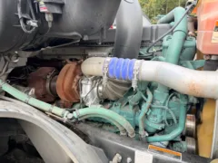 2022 Volvo VNL 760 Sleeper — photo 20 of 21