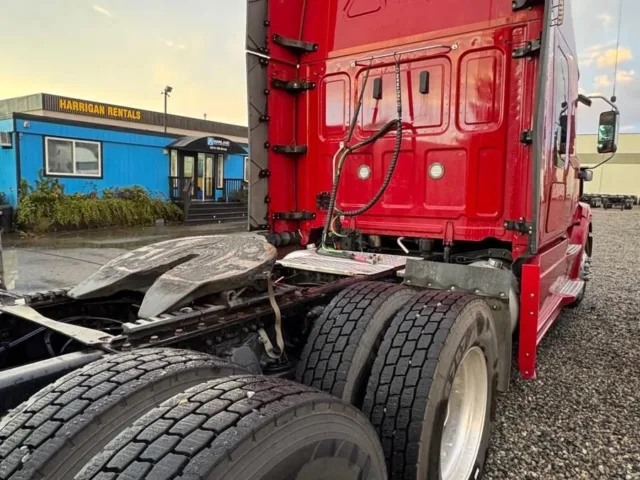 2024 Western Star 57X — photo 2 of 4