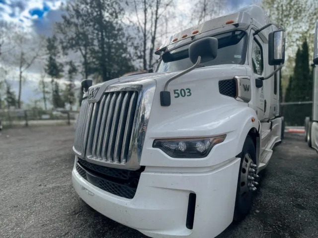 2024 Western Star 57X — photo 3 of 6
