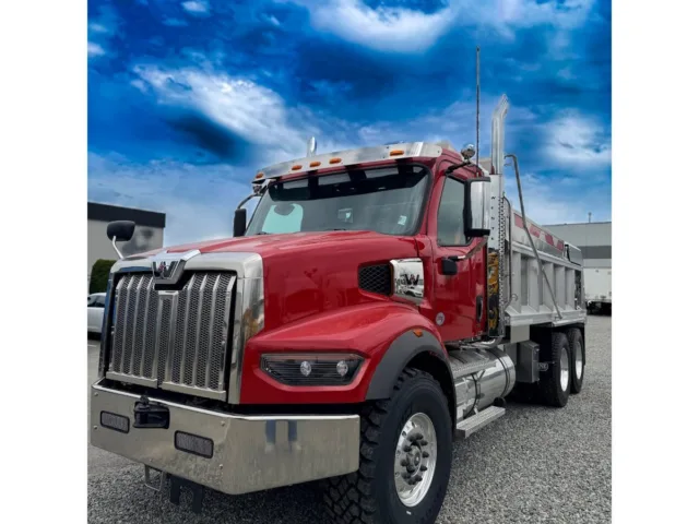 2025 Western Star 49X Dump Truck — photo 2 of 12