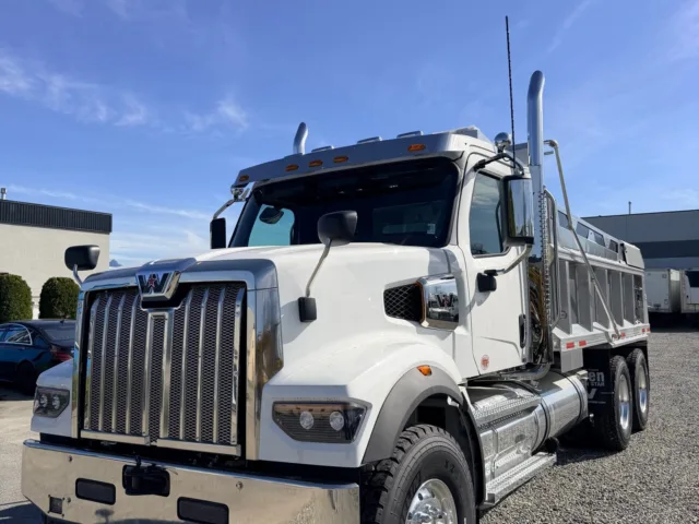 2025 Western Star 49X Dump Truck — photo 2 of 6